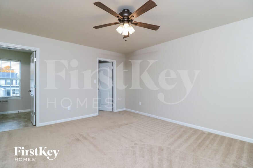 Building Photo - 2668 Winding Valley Dr