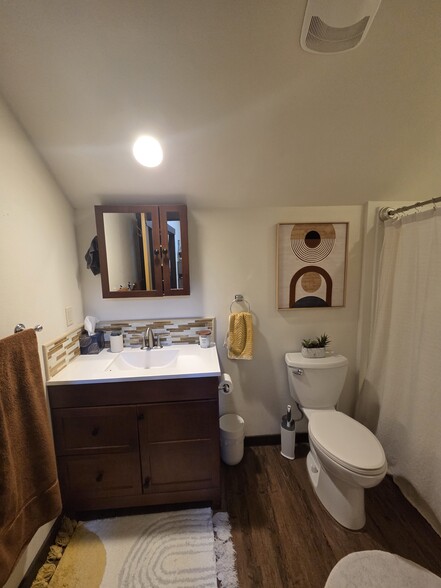 Building Photo - 6864 Ne Oregon St