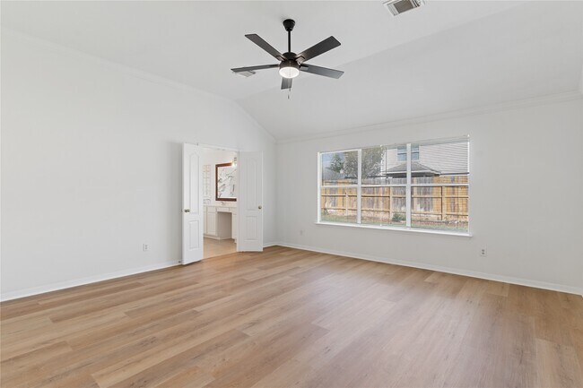 Building Photo - 17606 Forest Haven Trail