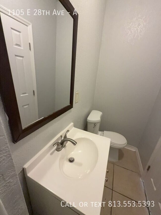 Building Photo - 1105 E 28th Ave