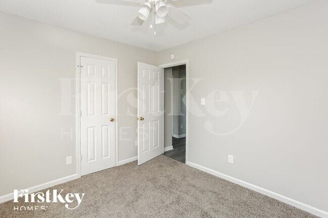 Building Photo - 5191 Wheat Dr SW