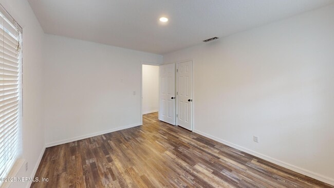 Building Photo - 201 Florence Ave