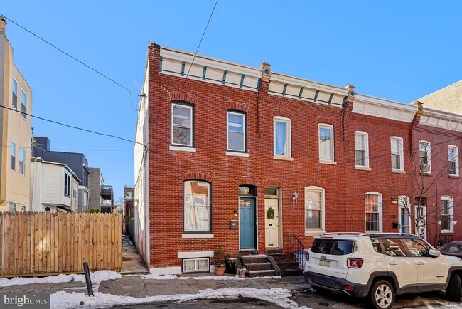 Building Photo - 3008 W Harper St
