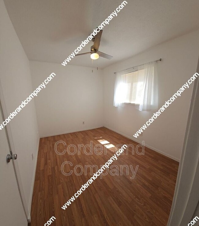 Building Photo - 13341 Camino Del Norte NE