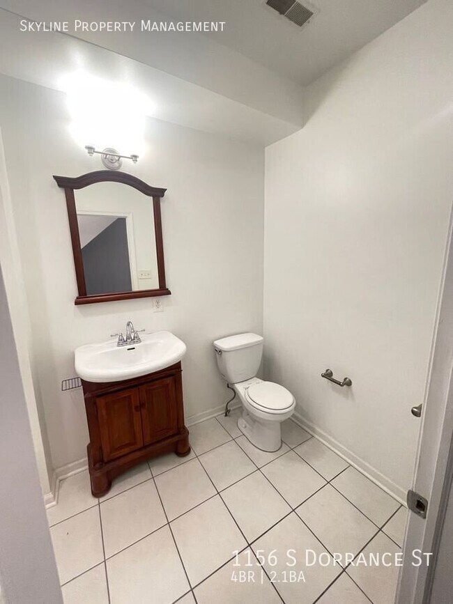 Building Photo - 1156 Dorrance St
