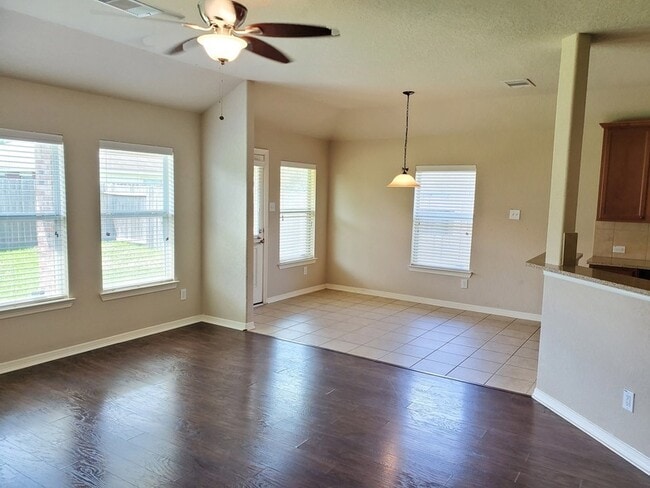 Building Photo - 1219 Pecos Pass Dr
