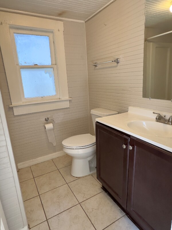 Building Photo - 724 E Patterson St