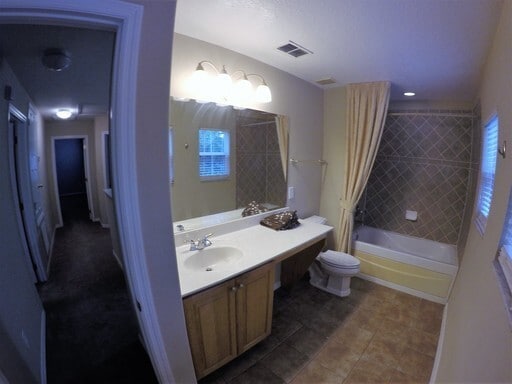 Building Photo - Avalon Park Spacious two story townhome