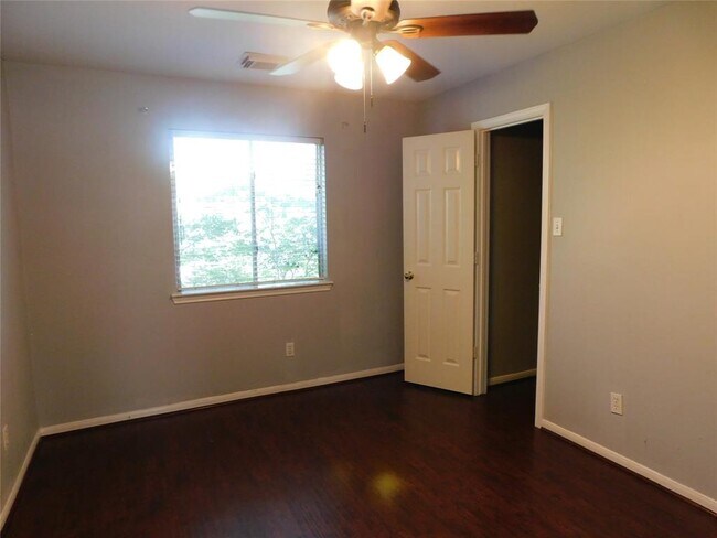 Building Photo - 2914 Bluegrass Ct