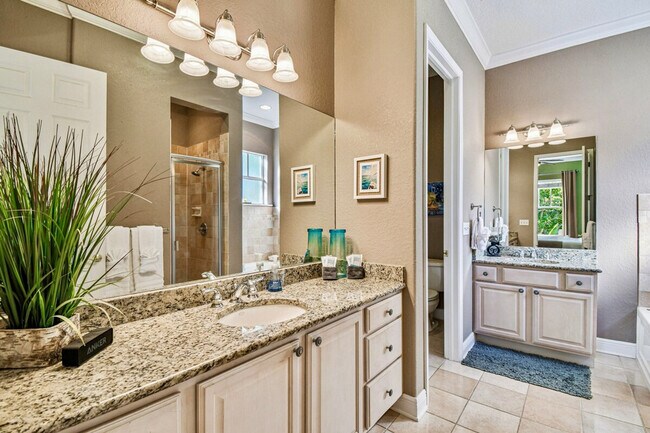 Building Photo - 2804 N Munro St