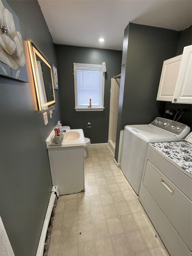 Building Photo - 7 Palmer Ave