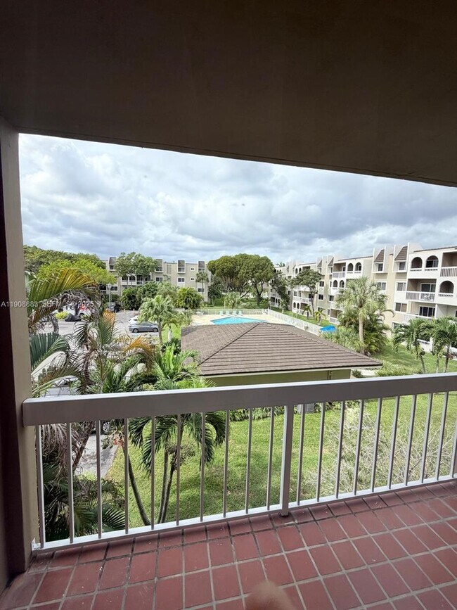 Building Photo - 7815 Camino Real