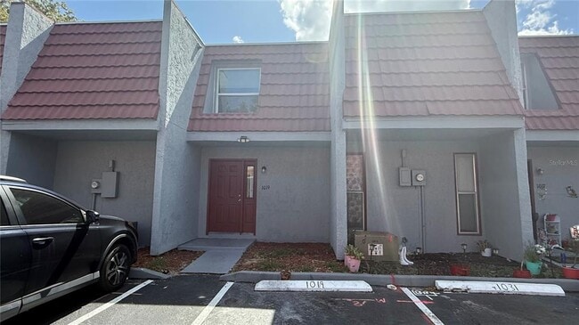 Primary Photo - 1019 W Sumner St