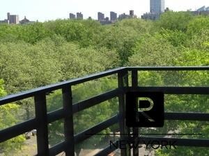 Building Photo - 382 Central Prk W