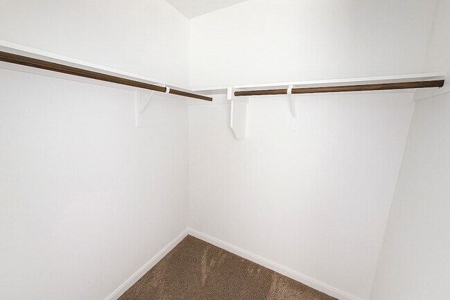 Building Photo - 612 Stampede Ln