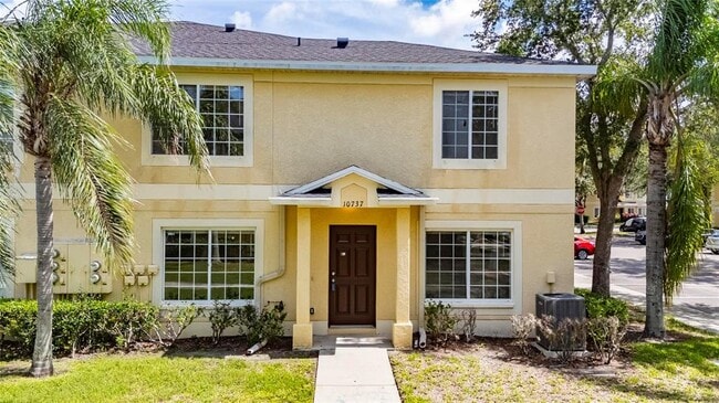 Building Photo - 10737 Keys Gate Dr