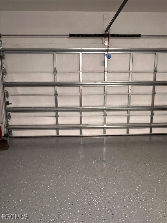 Building Photo - 15042 White Pearl Rd