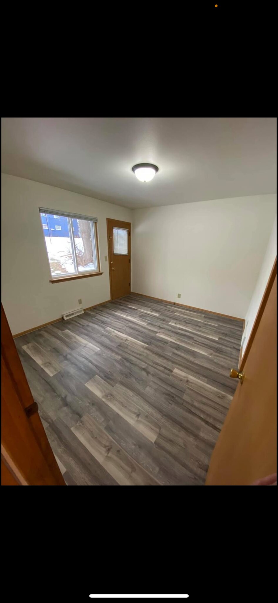 Building Photo - 214 S River St