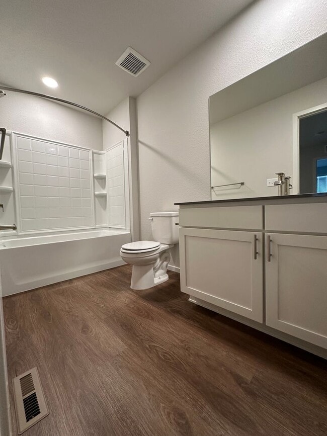 Building Photo - 4888 Denys Dr.