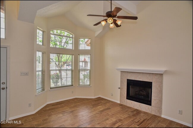 Building Photo - 4613 Robert Holt Dr