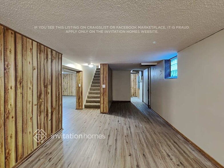 Building Photo - 600 57th Ave NE