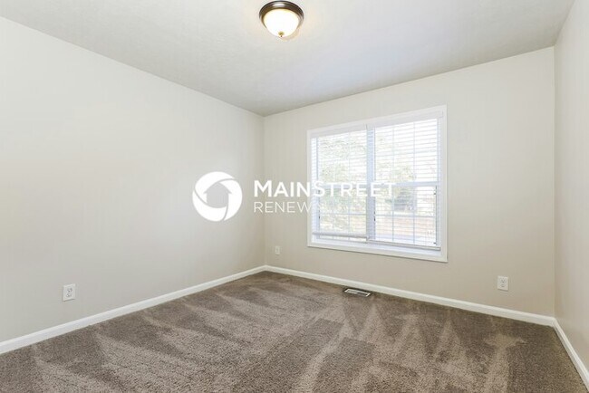 Building Photo - 4 Bedroom Pet-Friendly Home in JONESBORO, GA with Main Street Renewal