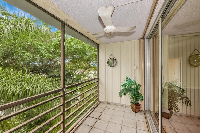 Building Photo - 118 Royal Pk Dr