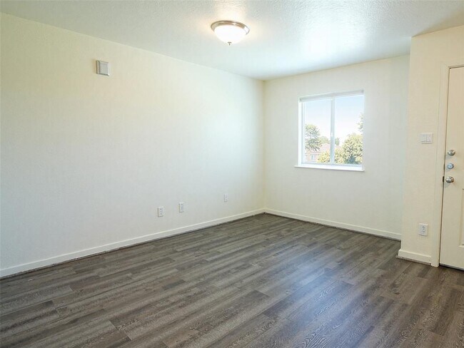 Building Photo - 21155 Gosling Rd