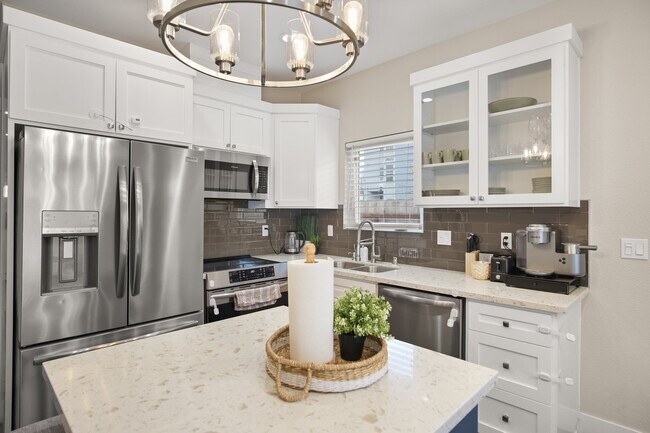 Building Photo - 2996 39th St