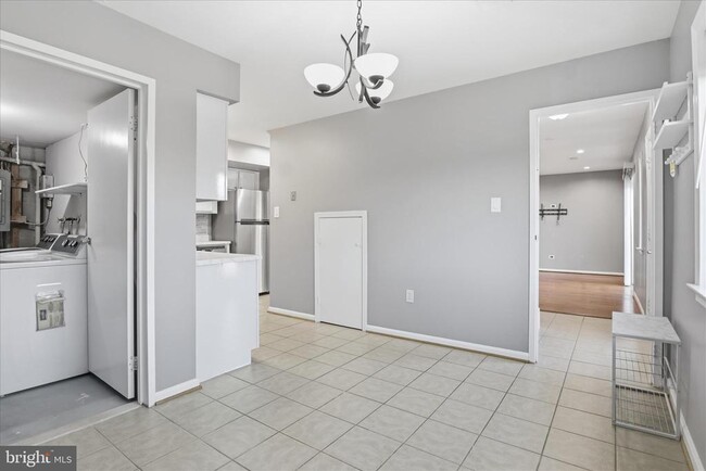 Building Photo - 4614 Conwell Dr