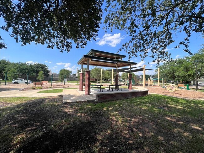 Building Photo - 4903 Lake Gladewater Ct