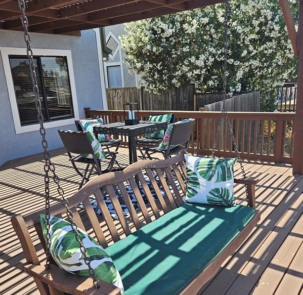 Building Photo - 4641 Spinnaker Way