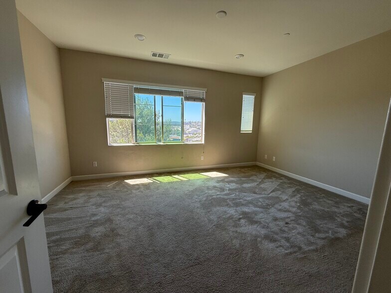 Master bedroom - 1572 Fortaleza Way #18