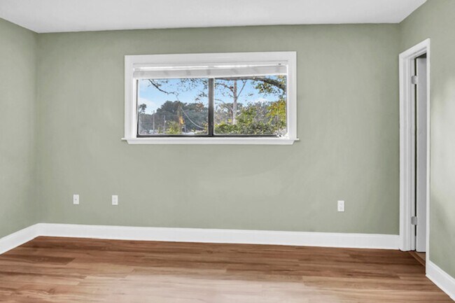 Building Photo - Cute 2 Bedroom 2 Bathroom Townhome For Rent!