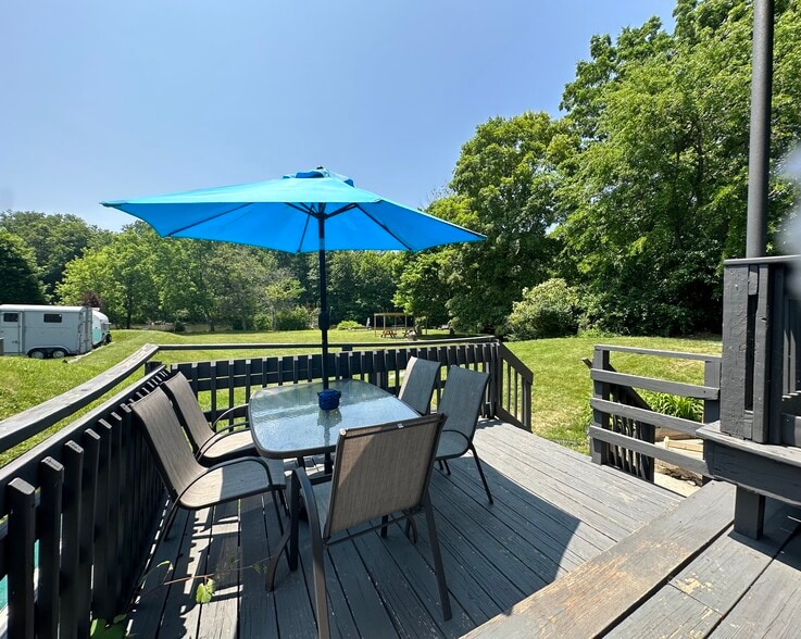 Building Photo - 22929 Huron River Dr