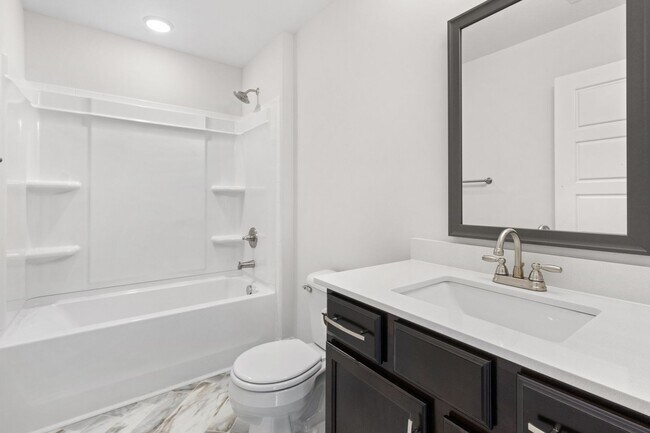Building Photo - Lovely Home in Clarksville