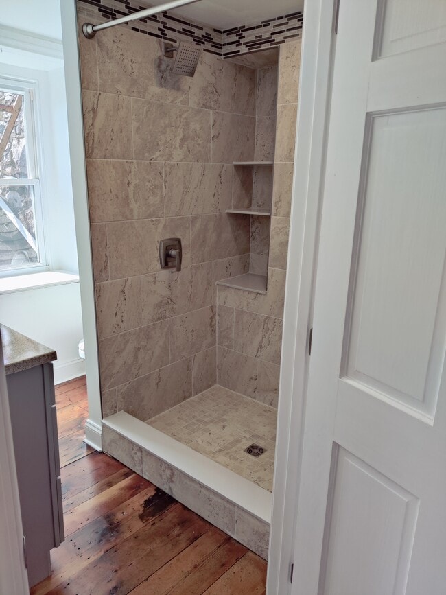 Luxury/custom shower - 1009 Reading Ave