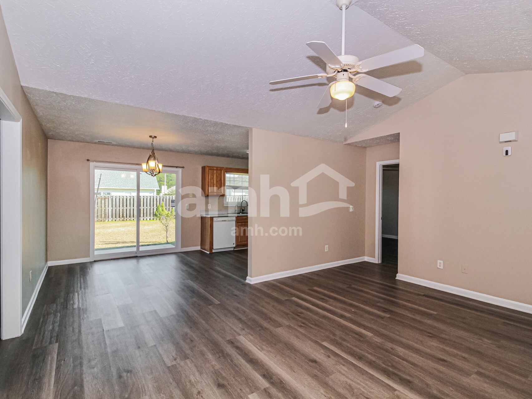 Building Photo - 9488 Huckabee Dr NE