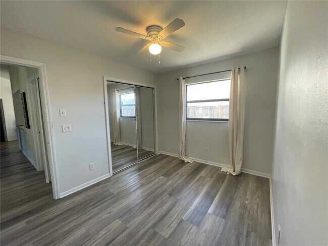 Building Photo - 7199 121st Terrace