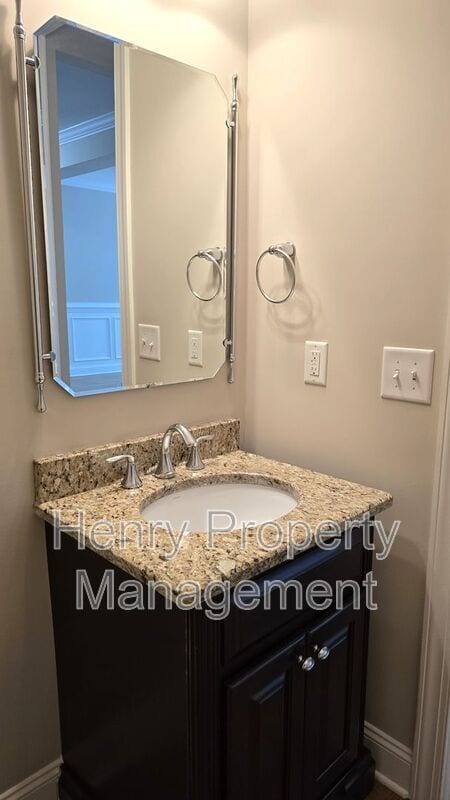 Building Photo - 121 Harvestwood Dr