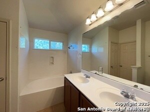 Building Photo - 2149 Hazelwood Dr