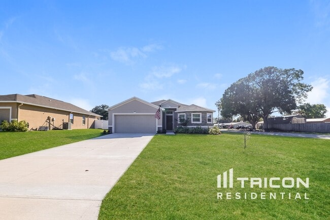 Building Photo - 77 Lake Ring Dr