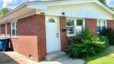 Building Photo - 3256-3258 Mooresville Rd.