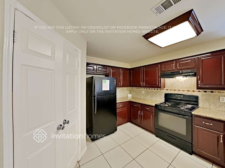Building Photo - 6903 Eagle Ridge Dr