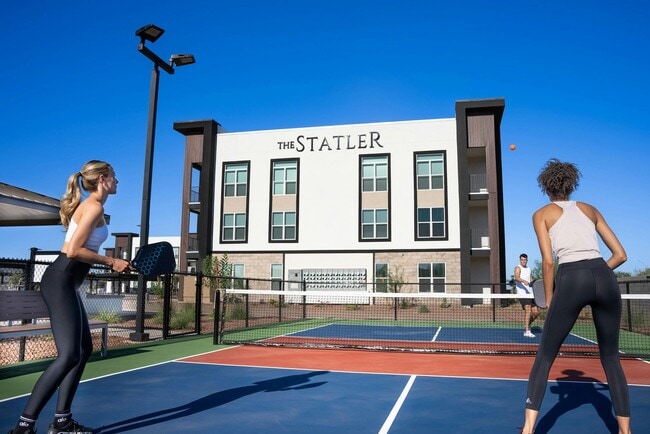 Building Photo - The Statler