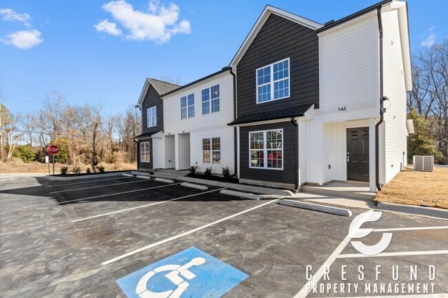 Building Photo - NEW CONSTRUCTION 2BR 2BATH Fort Bragg Manchester Gate less then 5 miles