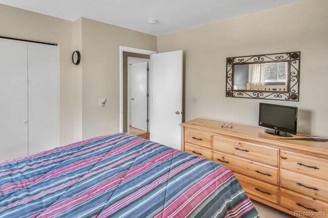 Building Photo - 6550 Tabor St