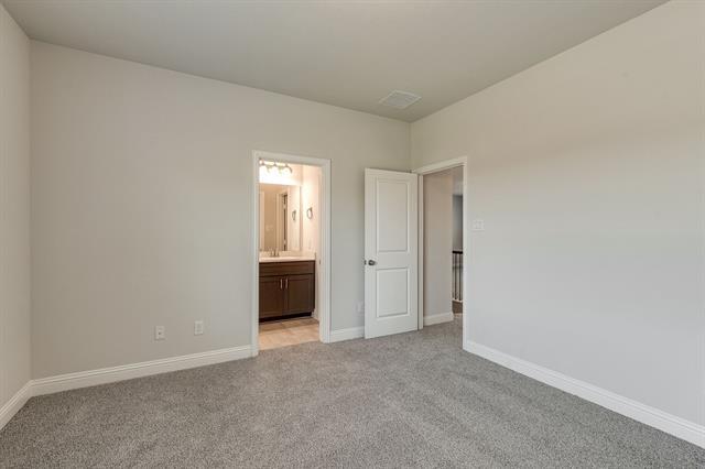 Building Photo - 6020 Marigold Dr