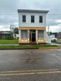 Building Photo - 501 Main St