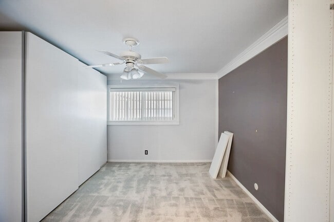 Building Photo - Beautiful, nicely updated, ENERGY EFFICIENT HOME FOR LOW UTILITY BILLS